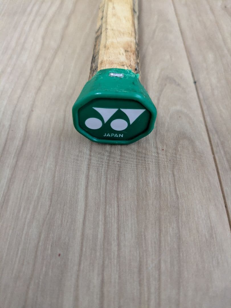 YONEX　VOLTRIC80