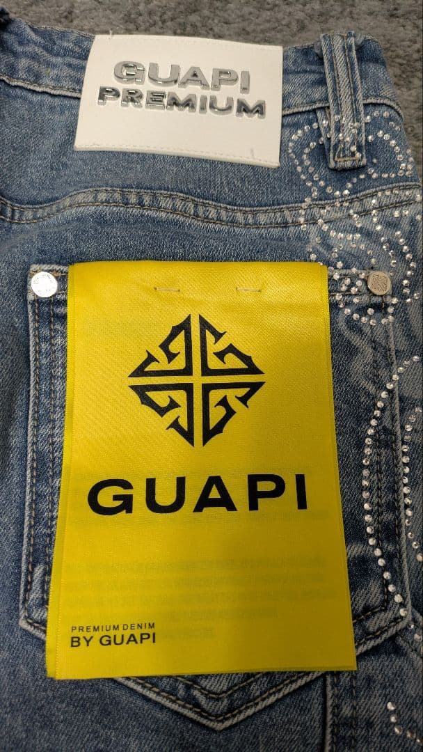 GUAPI 28 ペイズリー柄 フレアデニム