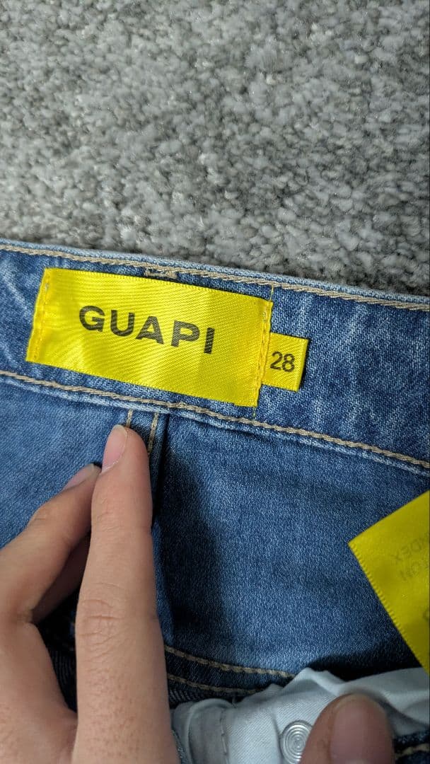GUAPI 28 ペイズリー柄 フレアデニム