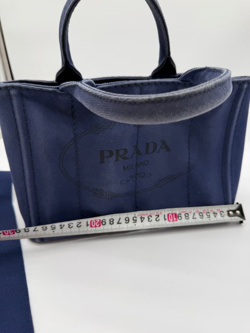 ち*る様 PRADA ハンドバッグ