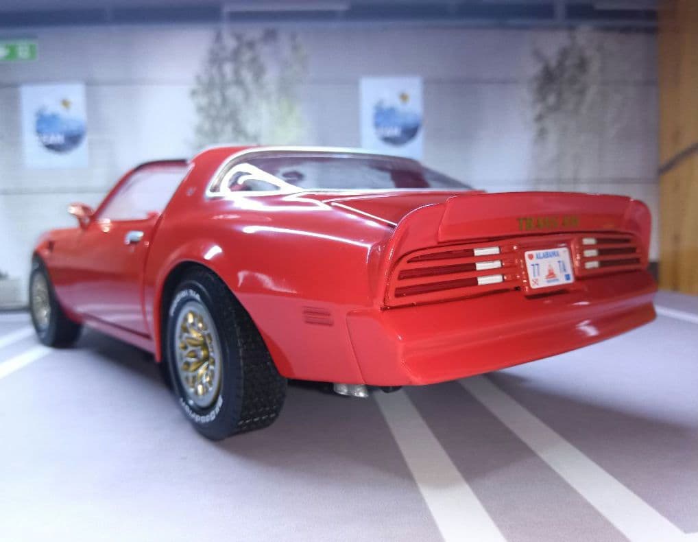 ミニカー Ertl 1/18 77 Pontiac Fire Bird TransAm