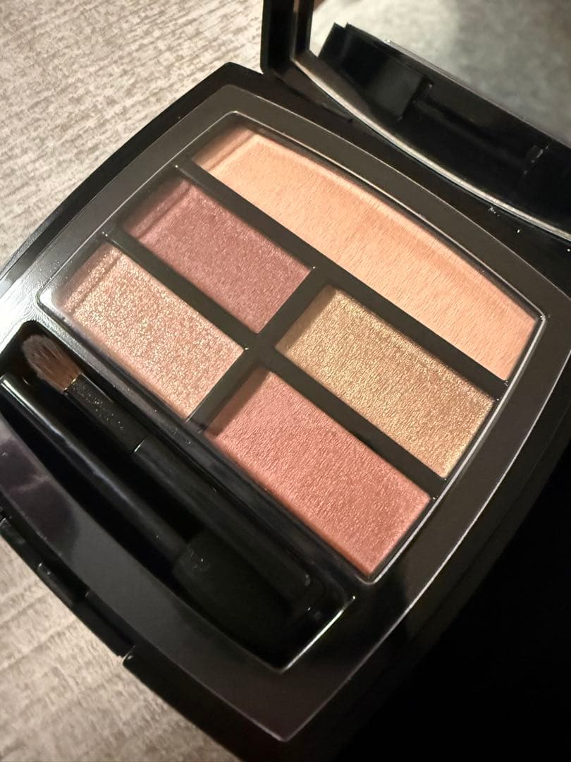 CHANEL アイシャドウパレット 5色