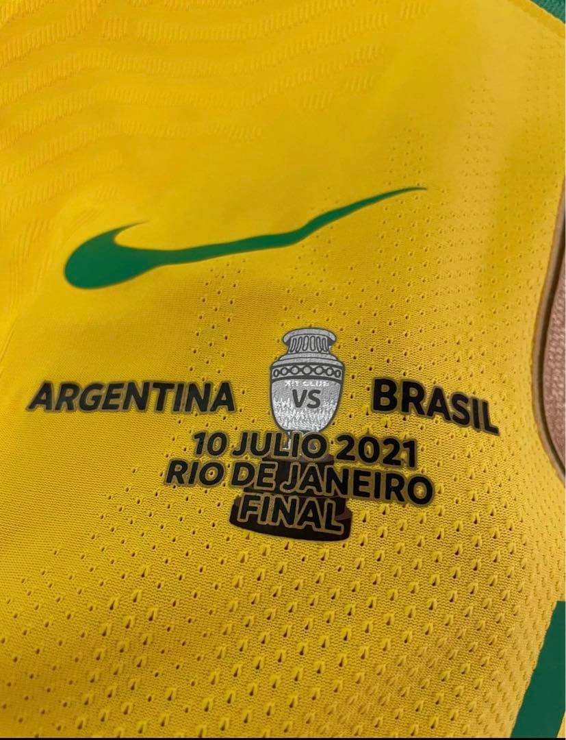 カゼミロ　選手支給品　ユニフォーム　ブラジル代表　実使用　レアルマドリード