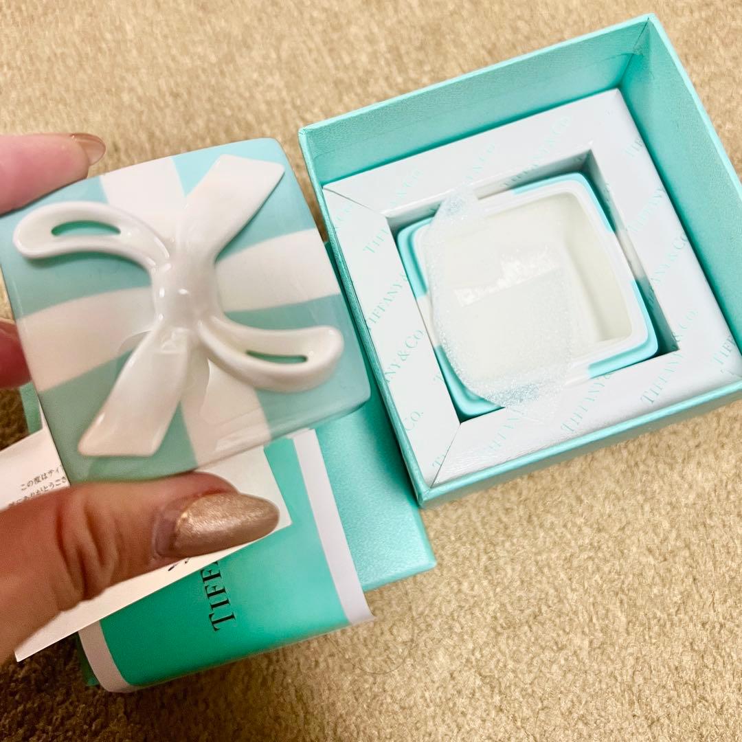 TIFFANY & CO. リボン型アクセサリーケース