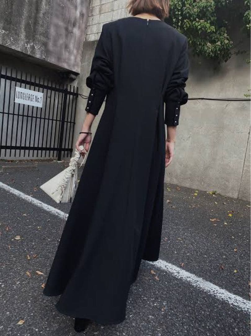 crtちゃん専用です！UNDRESSED BACK TUCK DRESS 黒