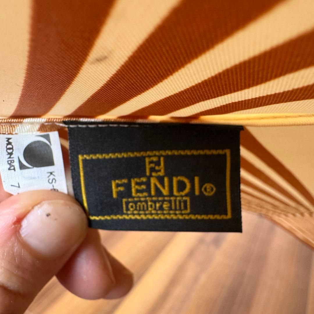 FENDIフェンディロゴマーク折畳傘
