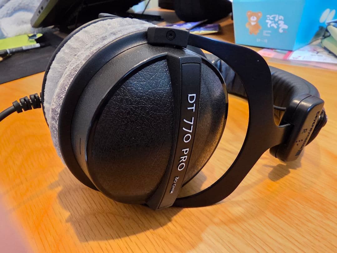 Beyerdynamic DT 770 PRO 80Ω 密閉型ヘッドホン
