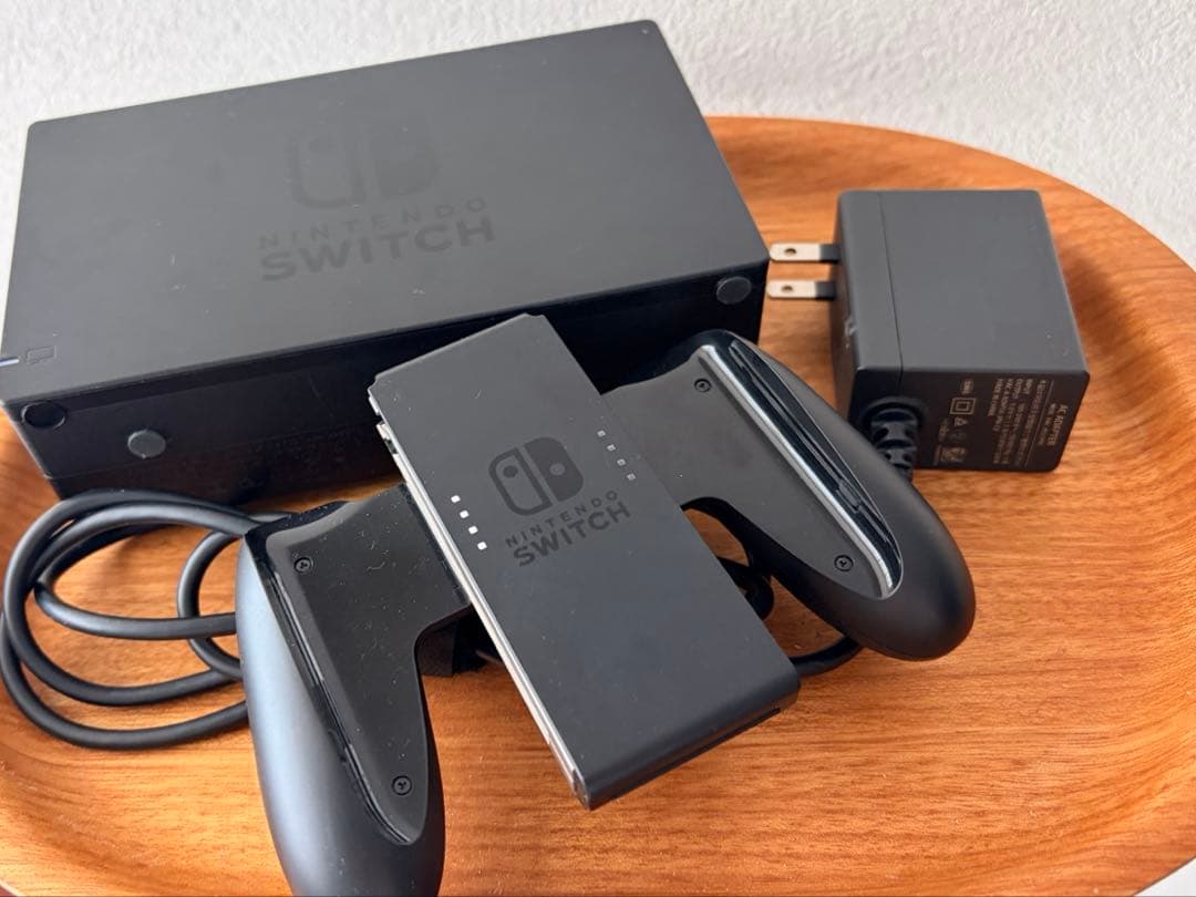 Nintendo Switch グレー 本体、ケース