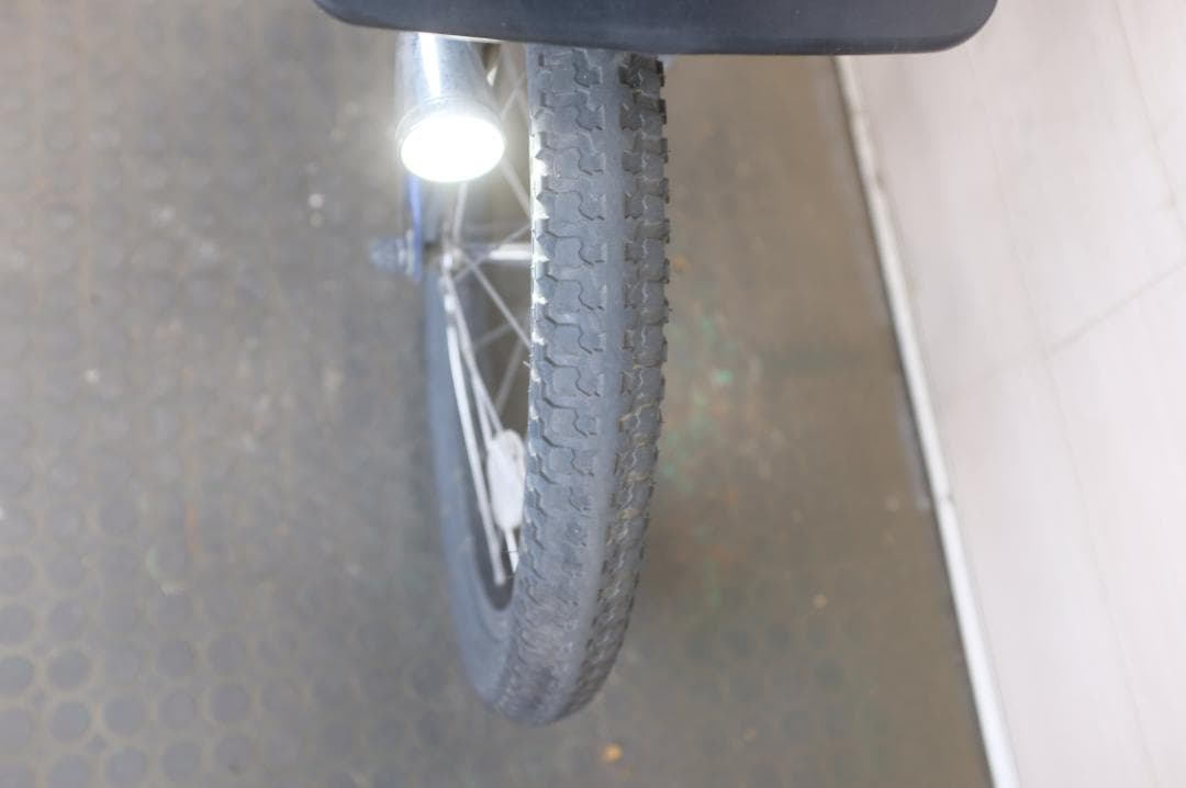 電動自転車ヤマハPAS　KISS　20インチ　3段8.7Ah（4点灯）充電器あり