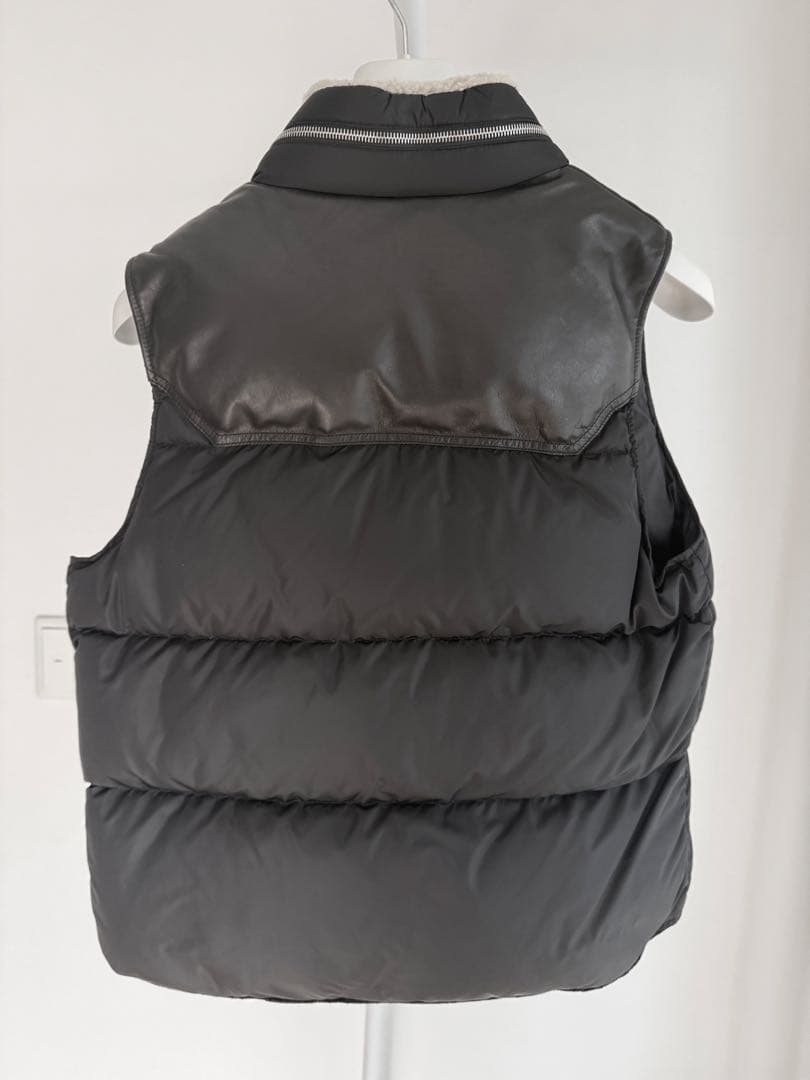 モンクレール MONCLER AVORD ダウンベスト　1