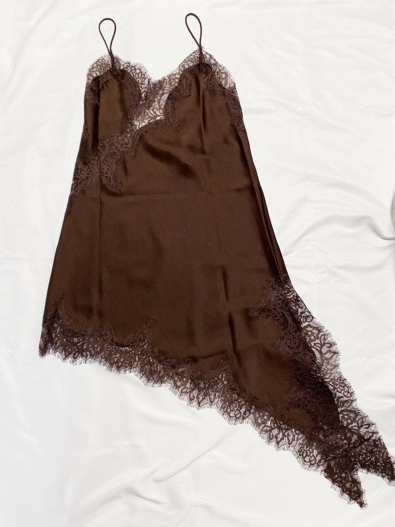 新品! ZARA アシンメトリーレースワンピース ブラウン S