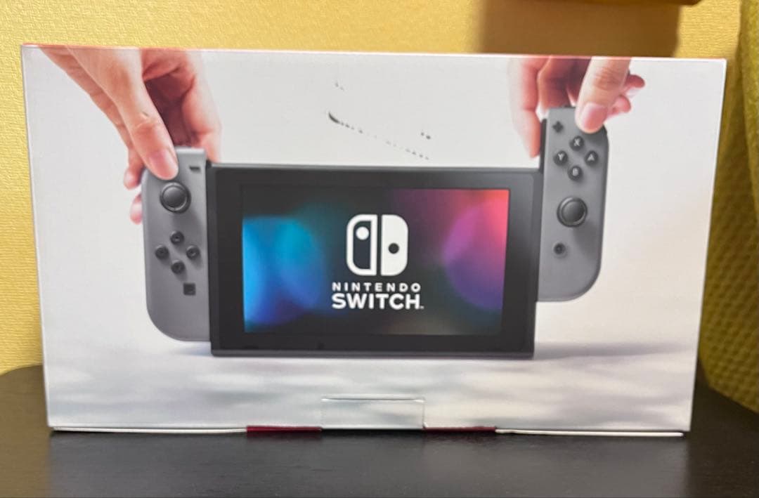 Nintendo Switch 本体 ＋Proコントローラー　画面フィルム付き