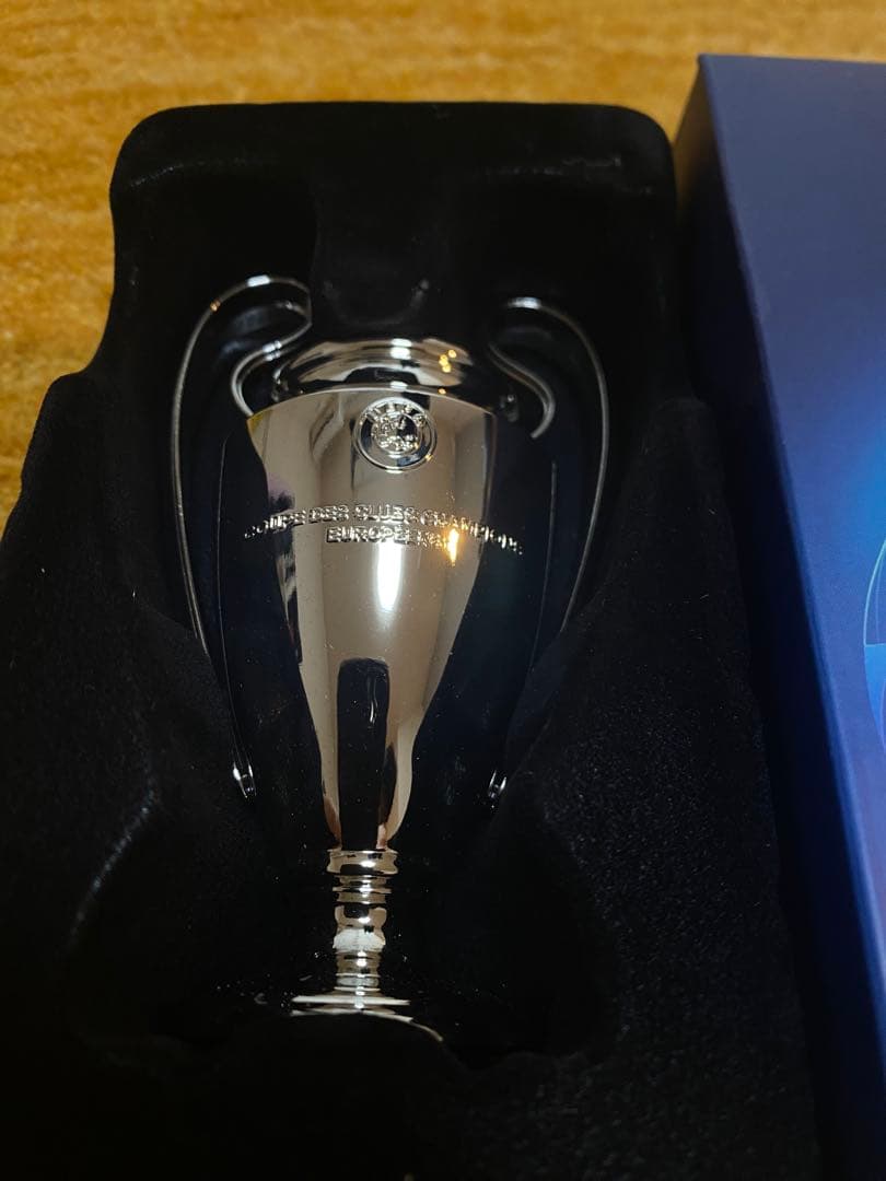 UEFAチャンピオンズリーグ オフィシャル レプリカトロフィー3D(100mm)