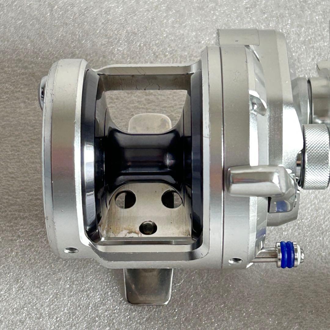 シマノ 11オシアジガー 1500HG ハンドル ベアリング新品 おまけ付き