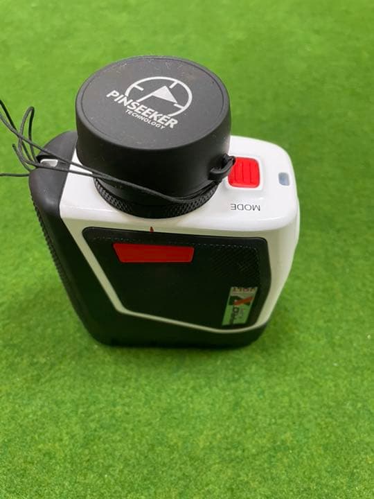 Bushnell: ゴルフ距離測定器　Pro X7