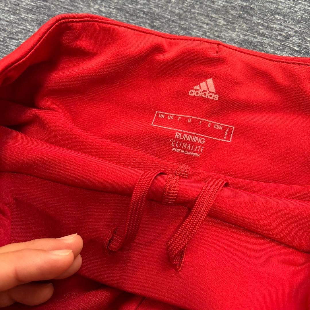 ⑩adidas レッド スポーツブラ＆ショートパンツセット　Ｓ美品