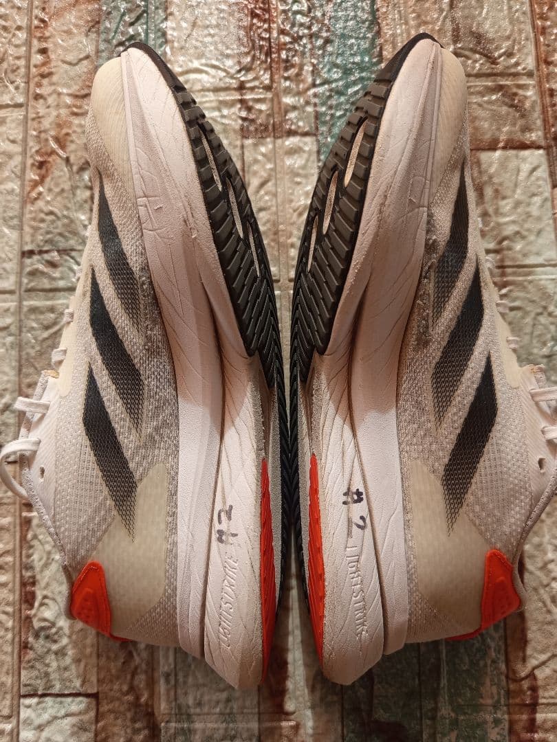 送料還元のため値下げ中！3足セット adidas SL2 adizero
