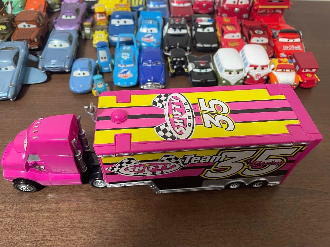 カーズ トミカ まとめ売りトランスポーター付き