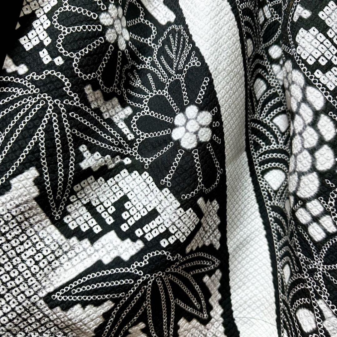 振袖　着物リメイク　ドレス　黒×モノクロ花　和柄　ワンピース　ハンドメイド