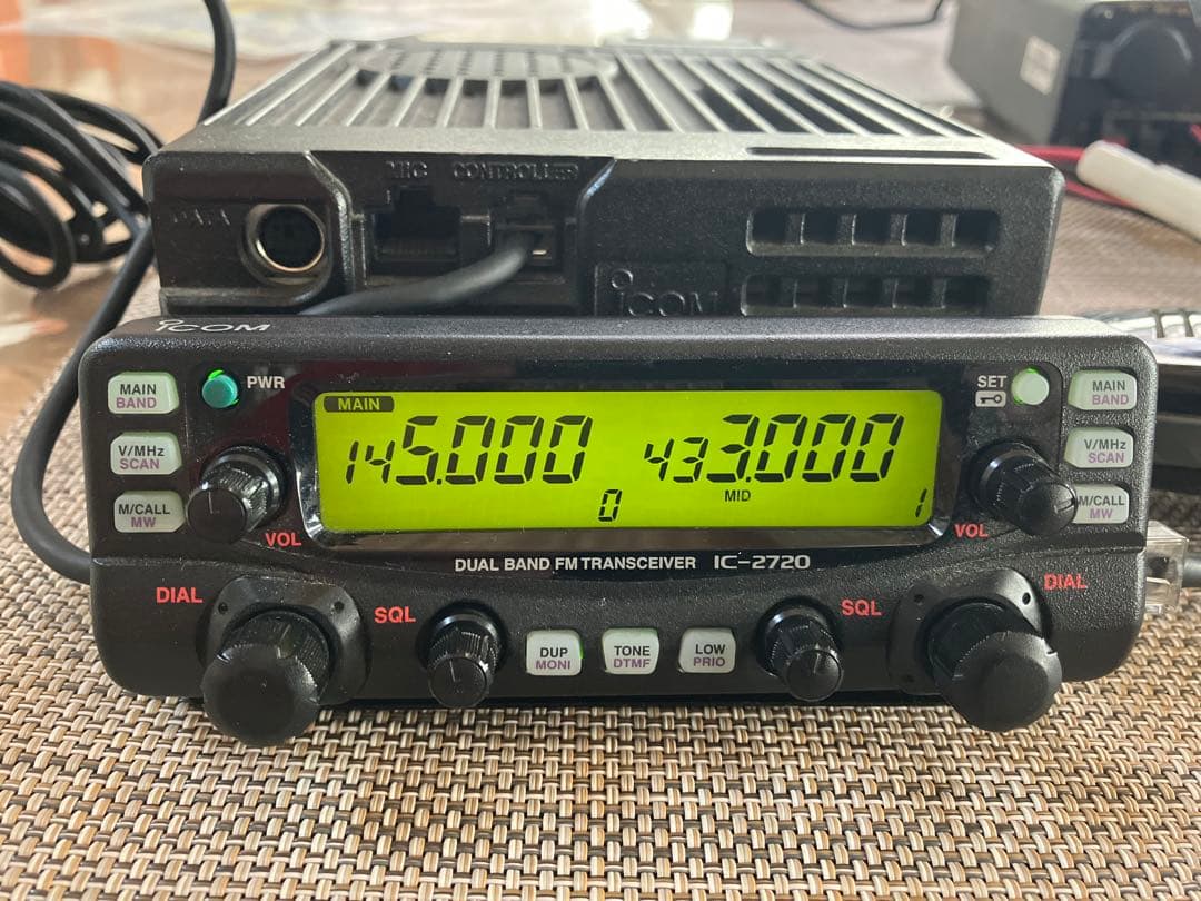 トランシーバー ICOM IC-2720D
