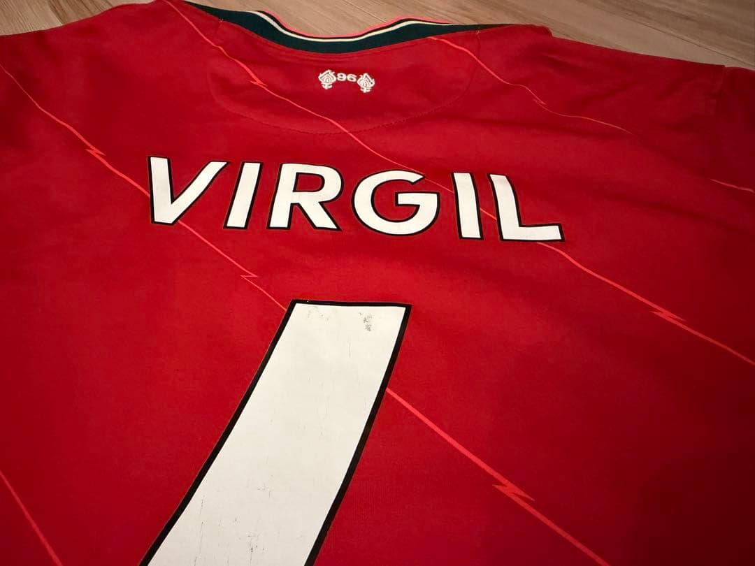 リバプール フィルジル・ファン・ダイク サッカー ユニフォーム