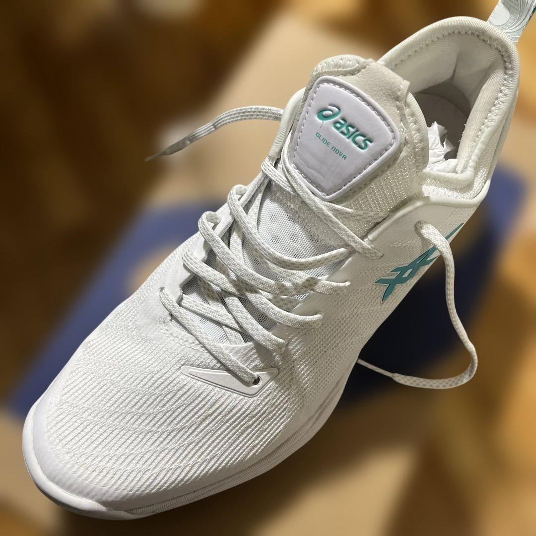 ASICS GLIDE NOVA FF2 ホワイト 27cm