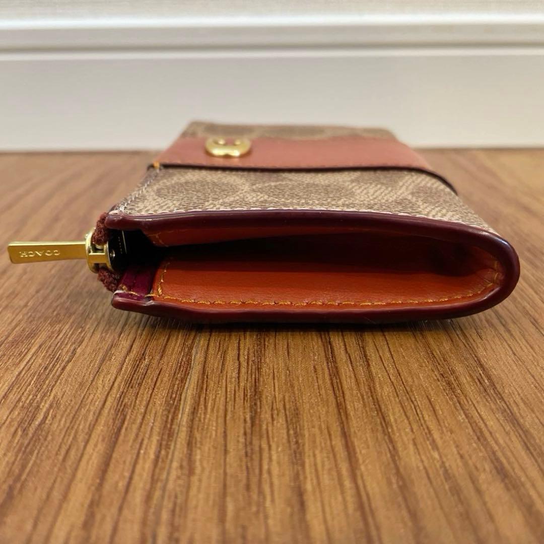 未使用品　COACH エッセンシャルLジップ キーケース シグネチャーキャンバス