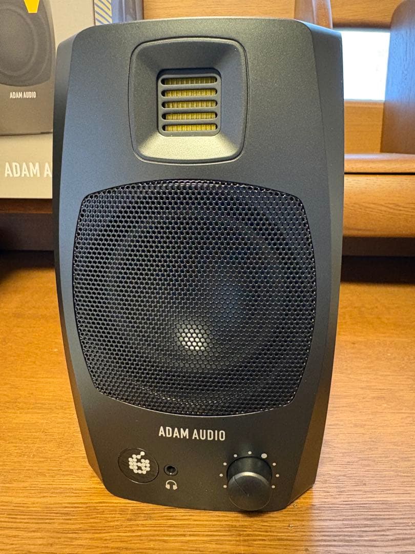 ADAM AUDIO D3V & K&M 232B 2本セット