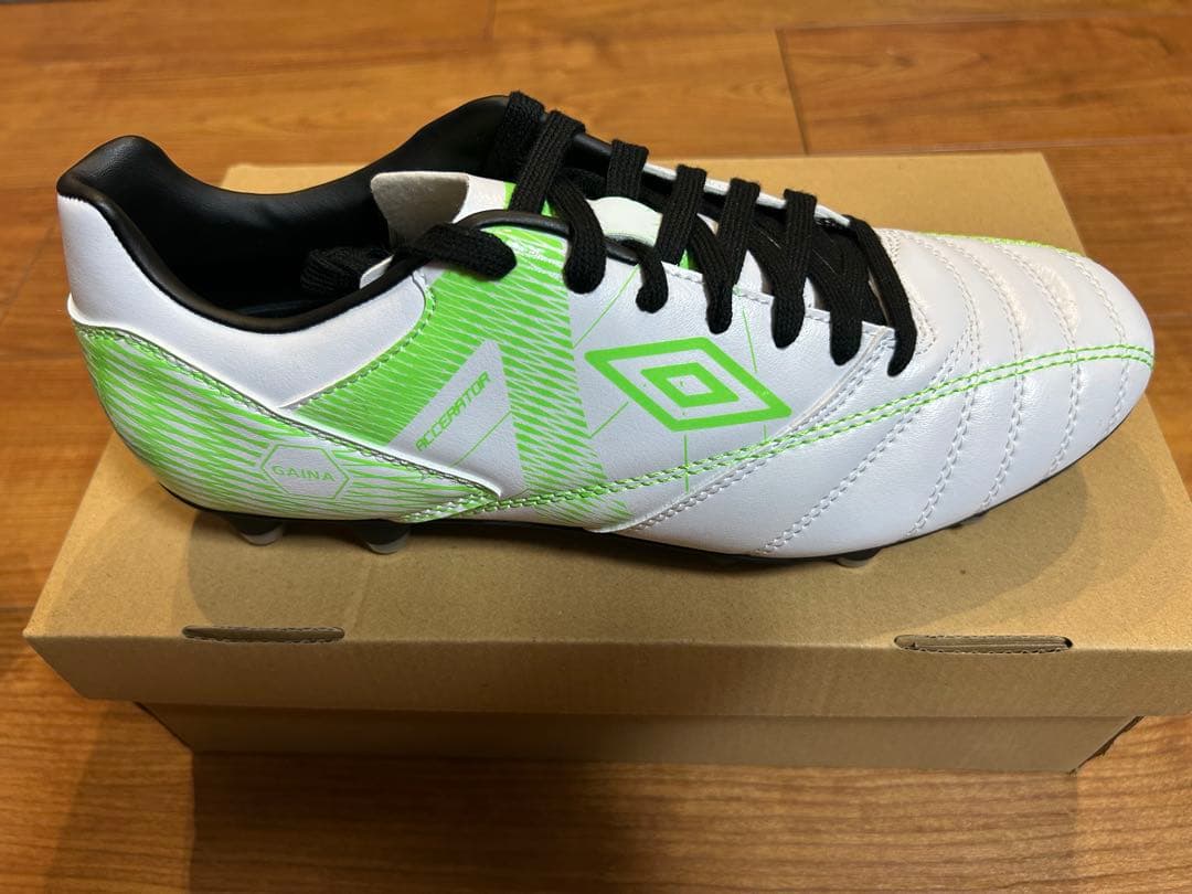 umbro アクセレイター ＋GAINA HG 新品未使用