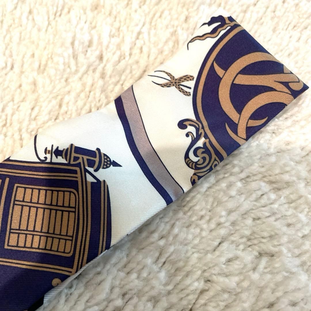 HERMES エルメス　ツイリー　エクスリブリス