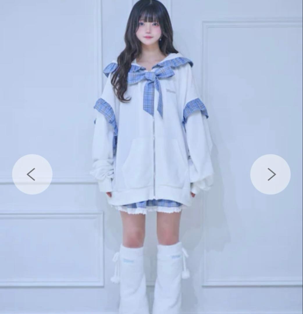 美品　ベイビーりぼんっちパーカー