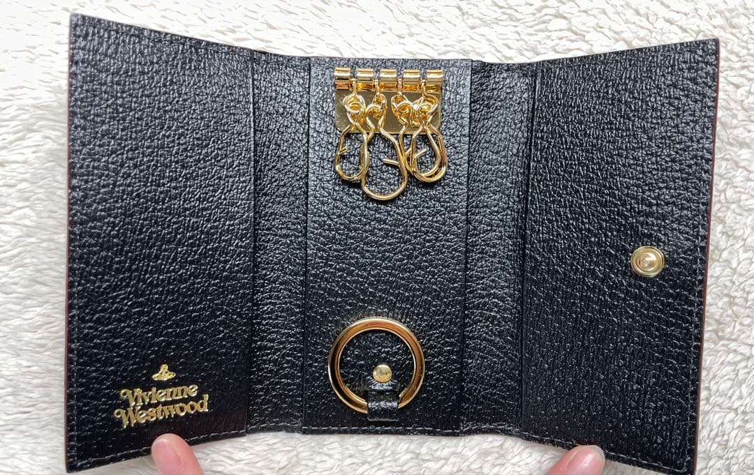 Vivienne Westwood ブラックキーケース