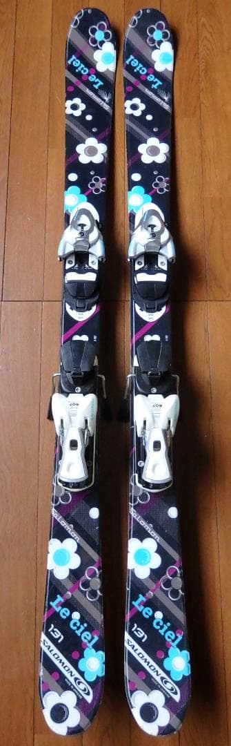 SALOMON　板131ｃｍ、ブーツ22.0～23.5ｃｍ