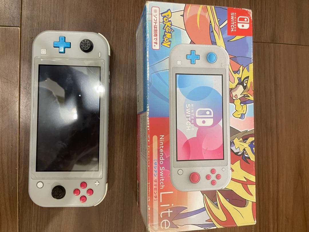 Nintendo Switch Lite ポケモンデザイン　ジャンク