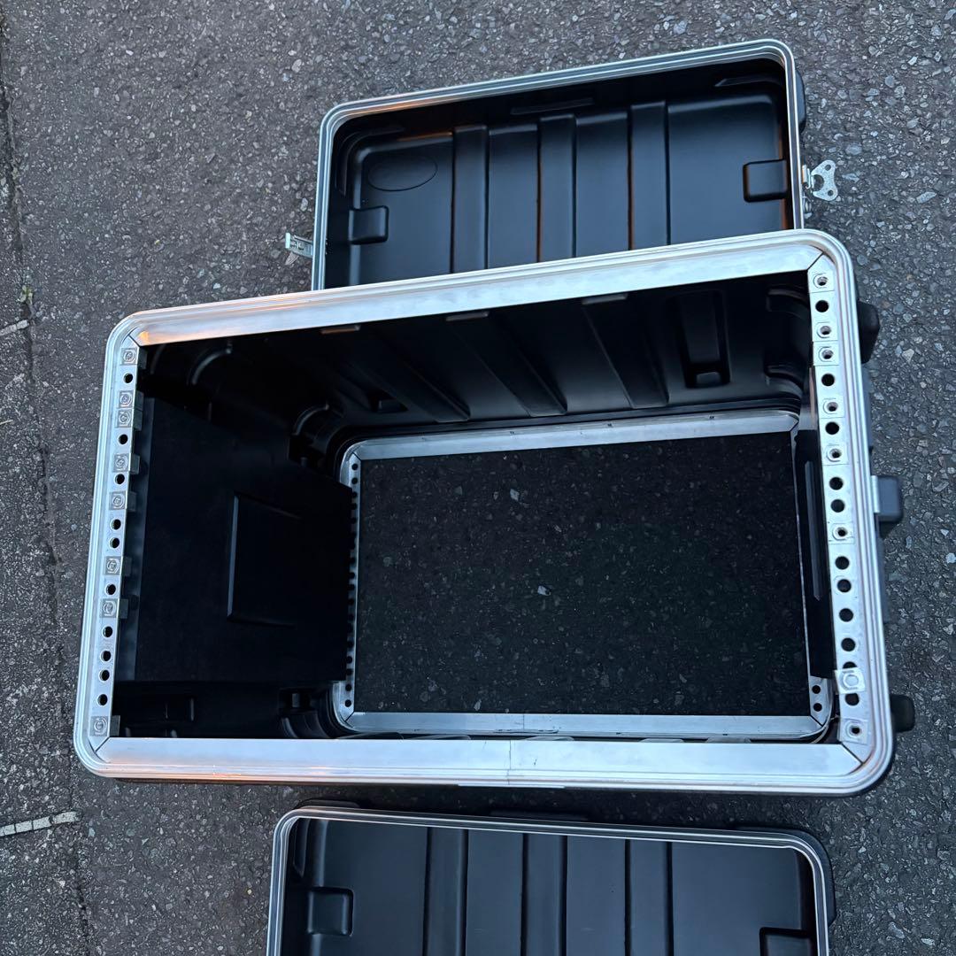 SKB エスケービー ラックケース 大型ハンドル付き 樹脂製ラック 6U ラック