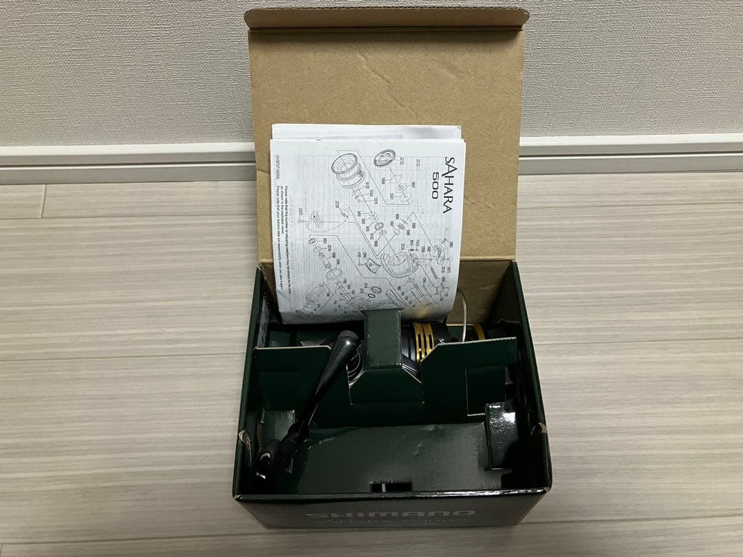 SHIMANO SAHARA C3000 スピニングリール　22年製