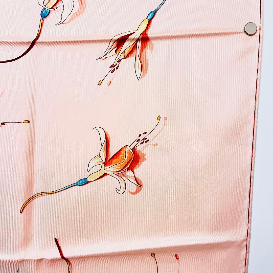美品✨　エルメス　フクシャの花 シルクスカーフ　カレ90 ピンク