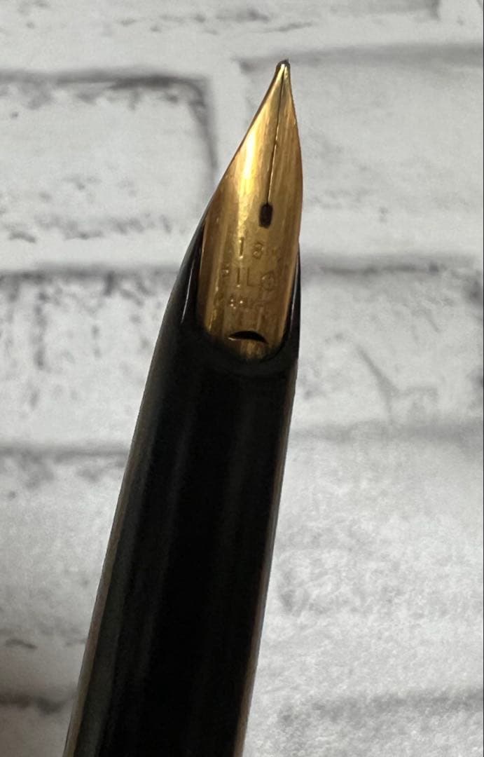 う*こ様 ★ ④ PILOT パイロット エリート万年筆 18K