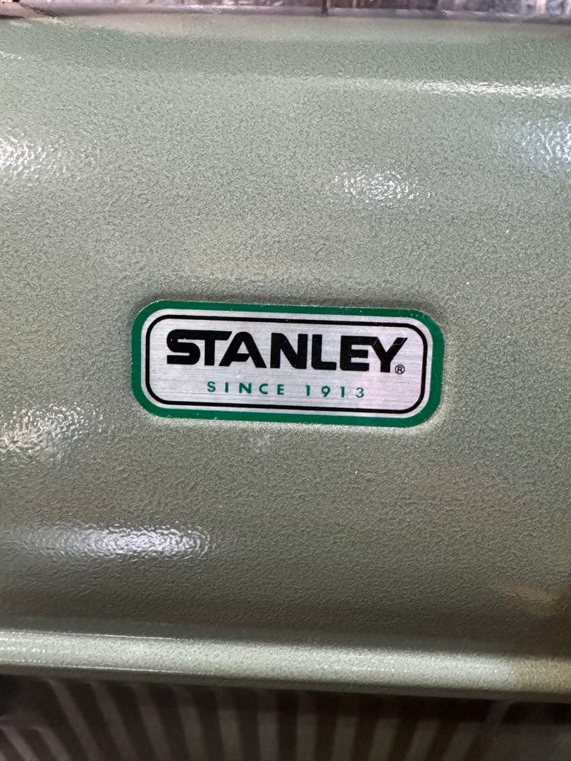 【正規品　新品】STANLEY スタンレー　ランチボックス 9.4L カーキ
