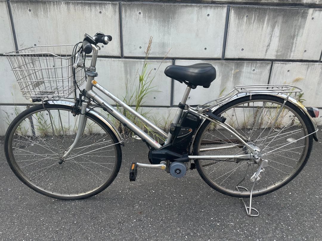 シティタイプ自転車 シルバー 前バスケット付き