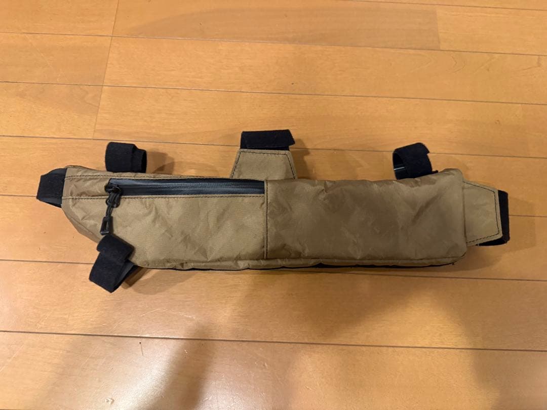 アクセサリー SWIFT INDUSTRIES hold fast Frame Bag