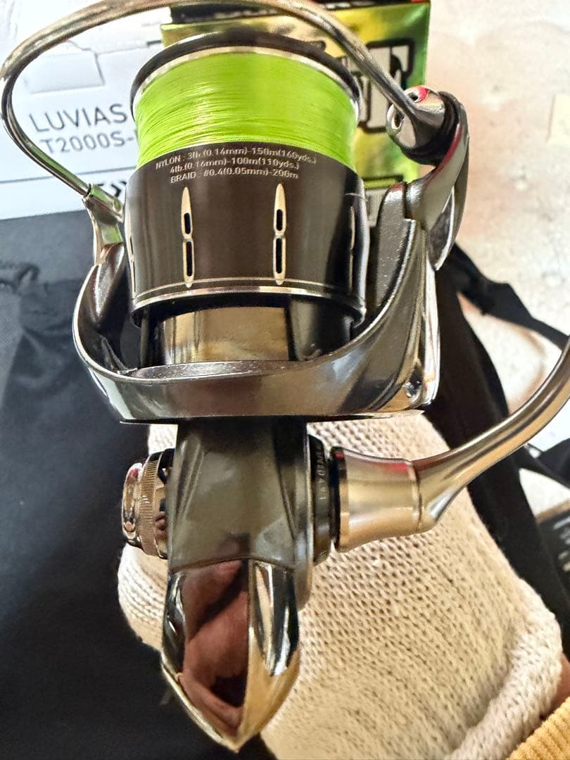 DAIWA 24LUVIAS LT2000S-P スピニングリール