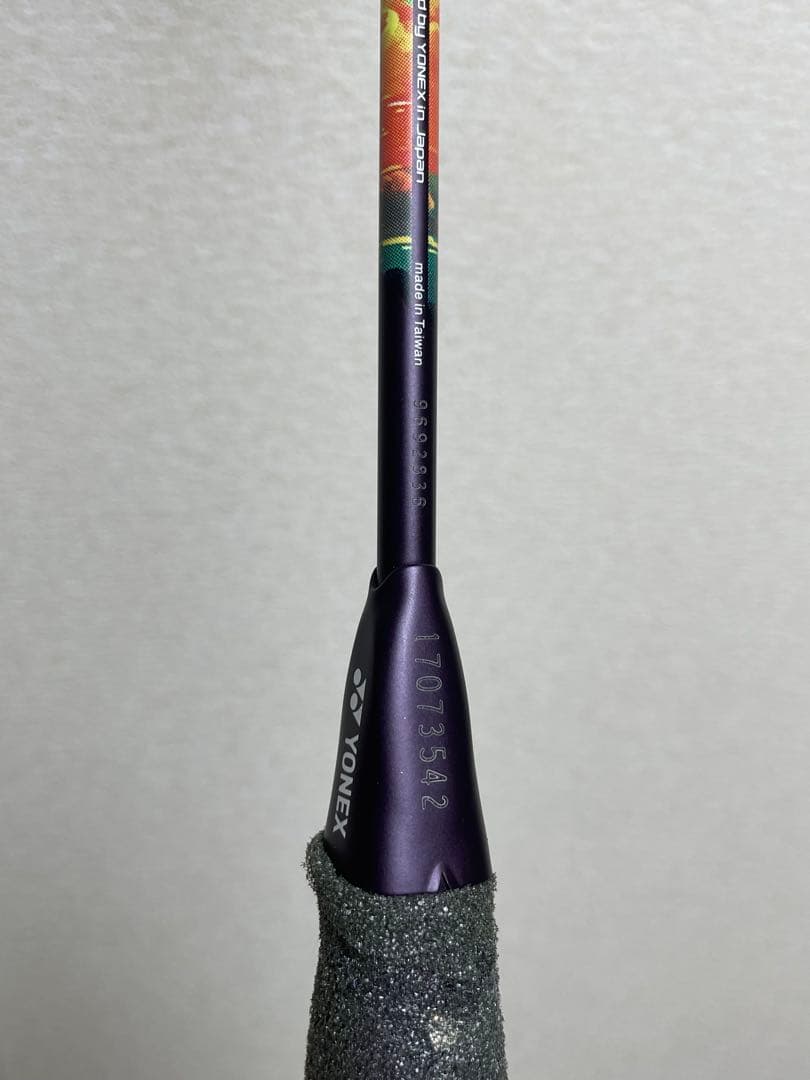 アガサ　ヨネックスナノフレア700ツーア