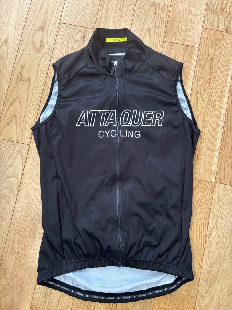 美品 ATTAQUER All Day Outliner Gilet