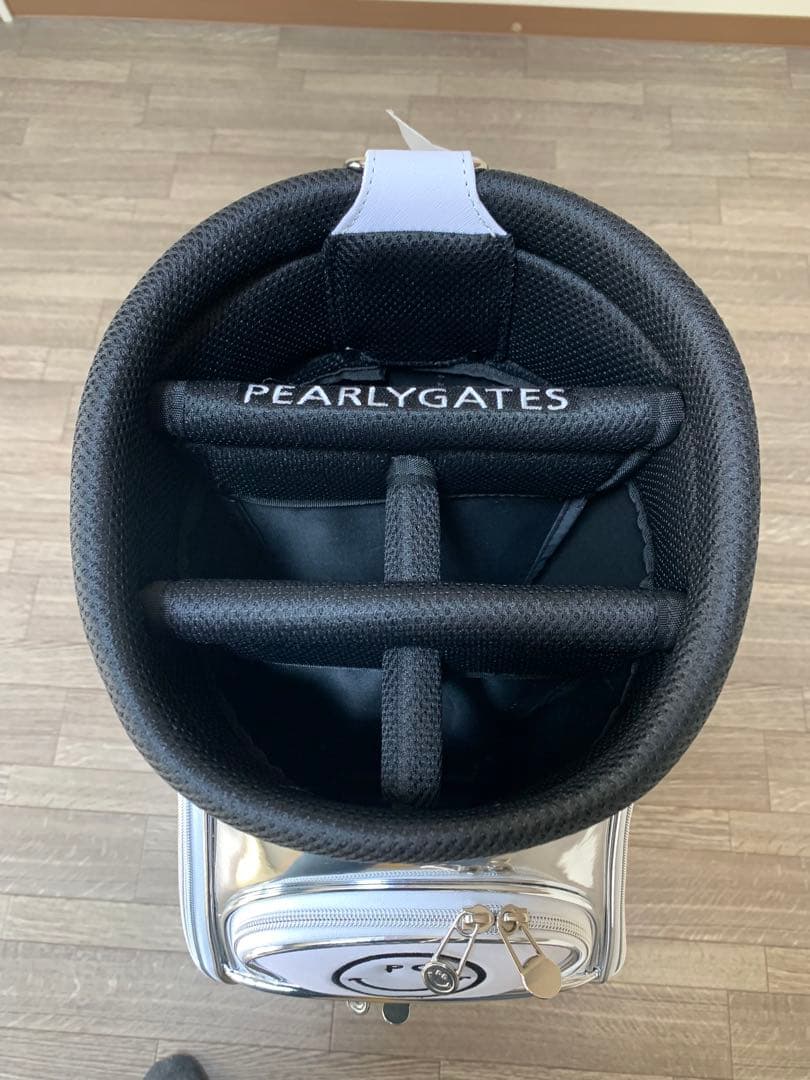 PEARLY GATES キャリー付　キャディバッグ　ホワイト&シルバー