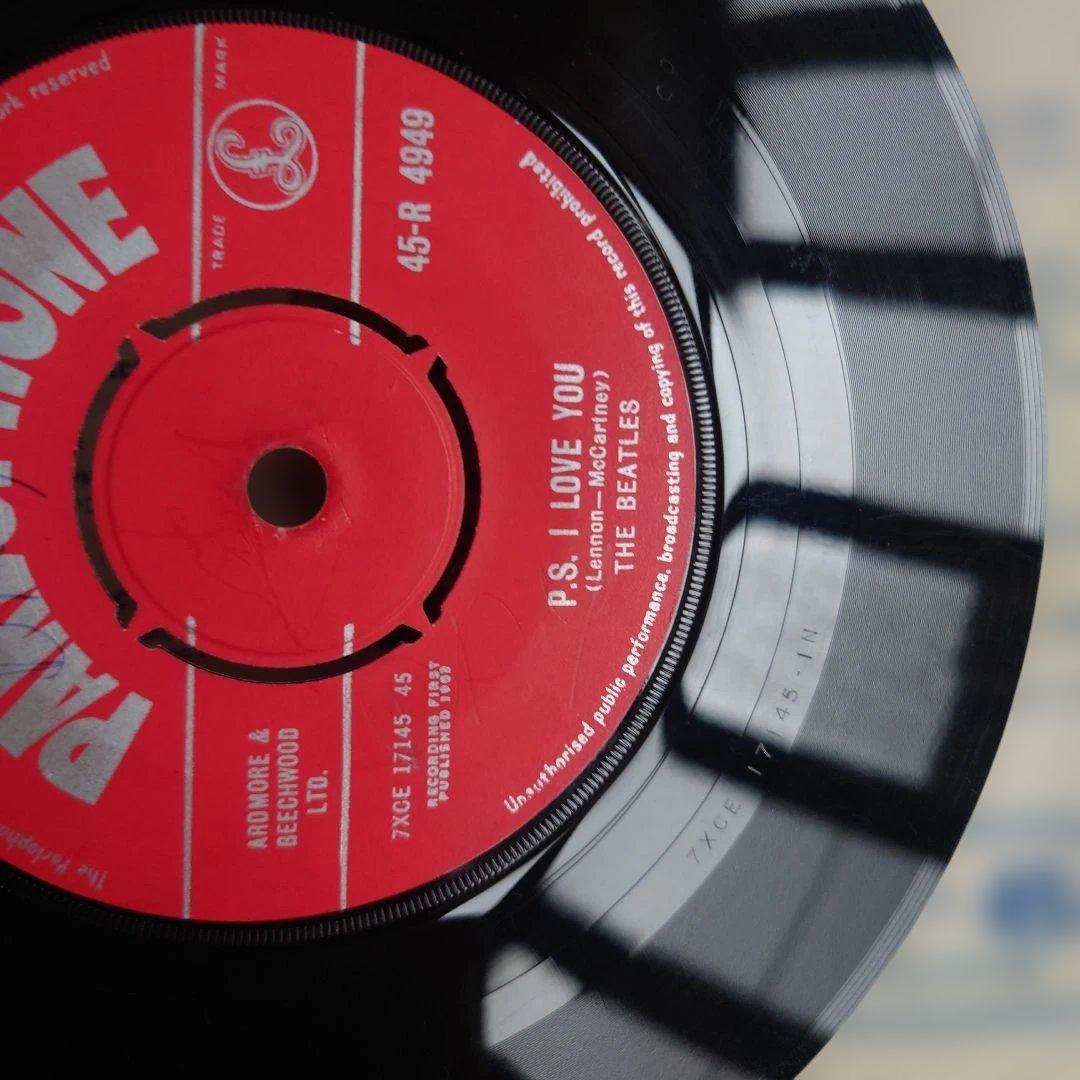 UK盤初回THE BEATLES LOVE ME DO