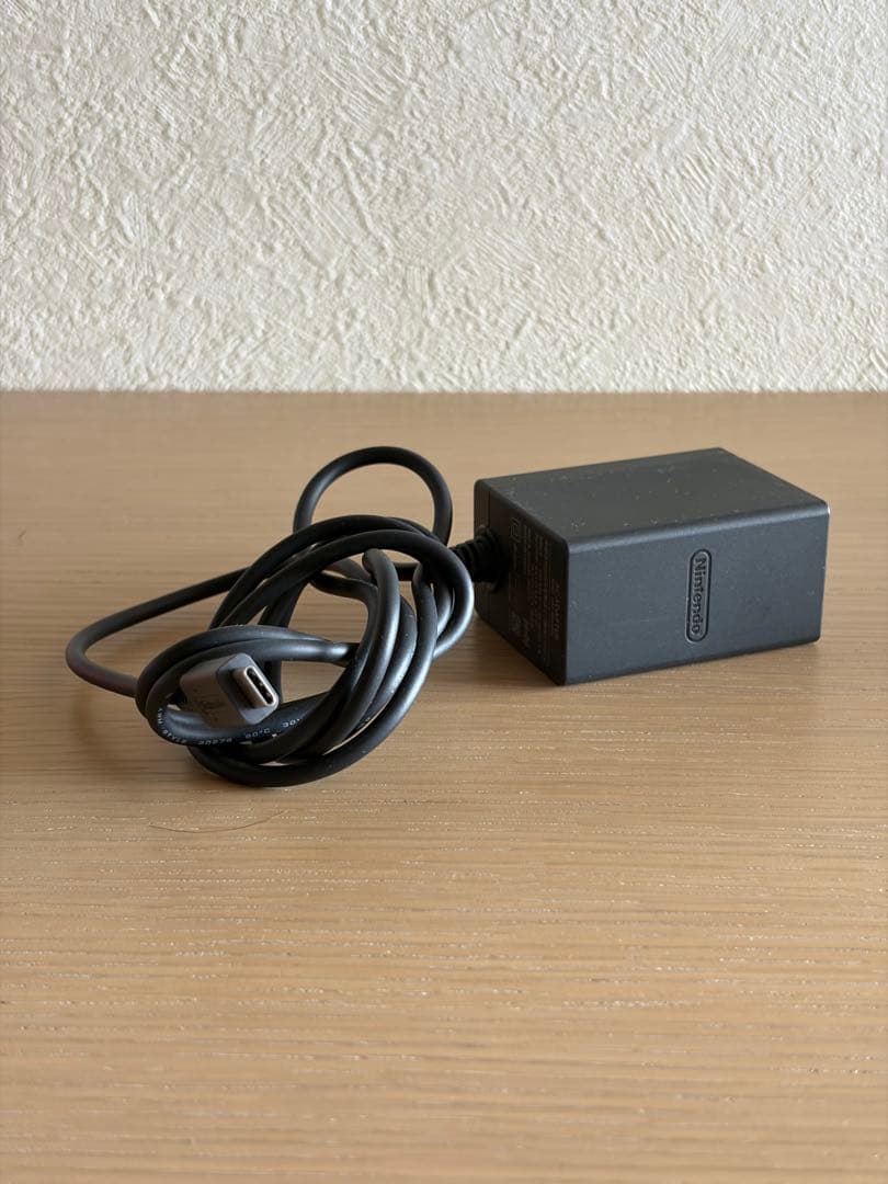 s*a様 Nintendo Switch 本体 青/赤