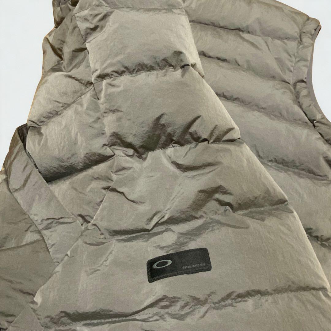 (セール)Oakley オークレー ダウンベスト 2XL グレー メンズ 美品