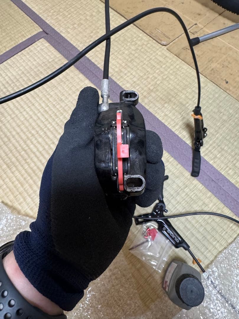 スラム　SRAM GUIDE RS 4ピストンブレーキ