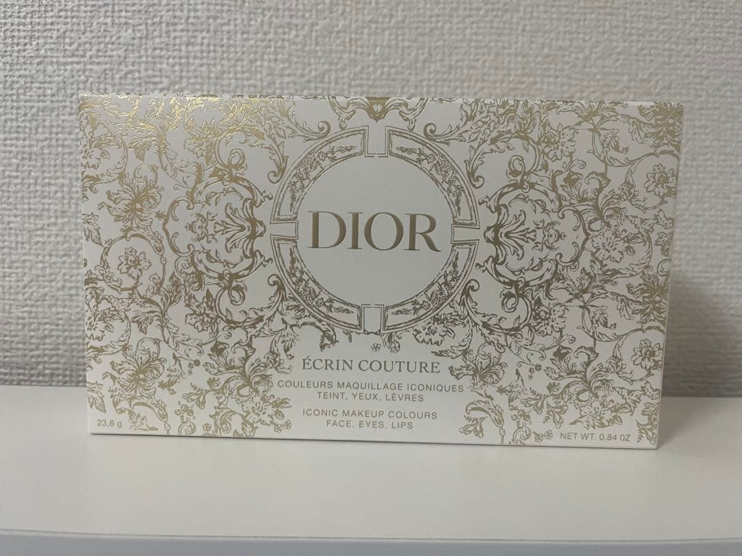 Dior クリスマスコフレ 2023 エクランクチュールマルチユースパレット